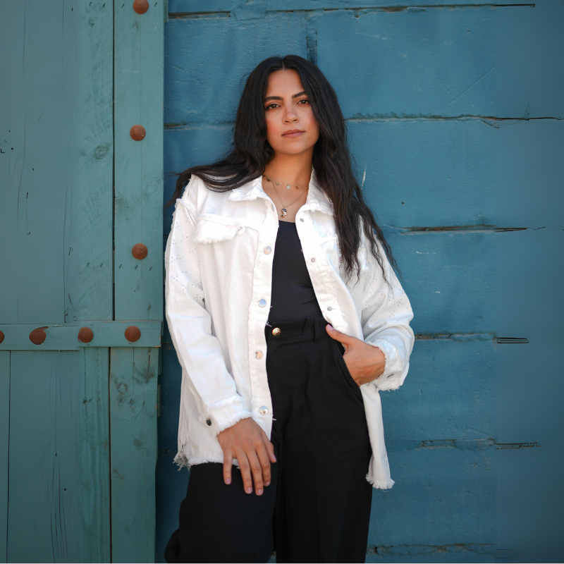 Gabardine With Sequins On The Shoulder Jacket White Color OJ-553W